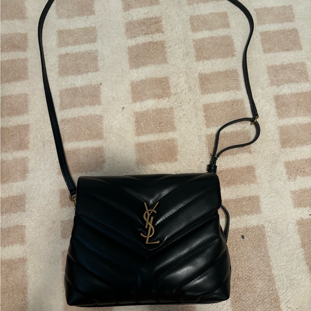 black mini crossbody